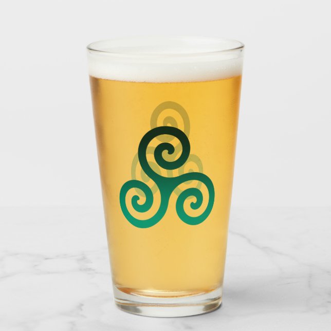 Copo De Pint Green Triskele (Frente (Preenchido))