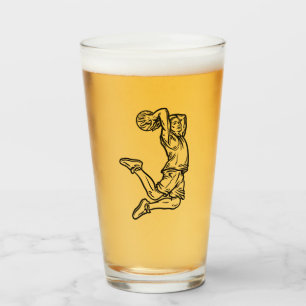 Copo De Pint Jogador de Basquete Fazendo Design Escuro de Slam
