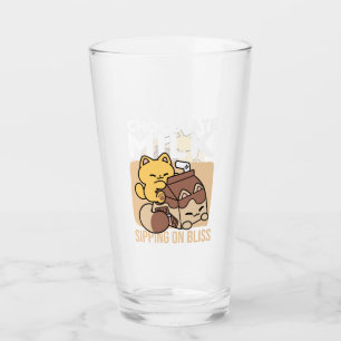 Copo De Pint Leite de Chocolate Bebendo Felicidade – Comida de