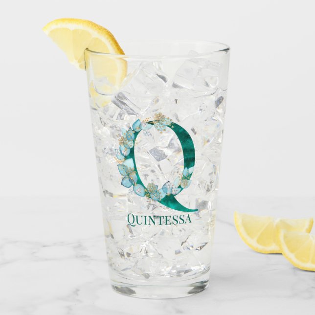 Copo De Pint Letra W e Monograma Dourada Q (Gelo frontal)