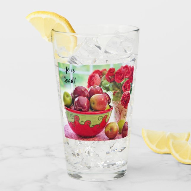 Copo De Pint Maçãs Vermelhas e Rosas A Vida é Boa Bebendo  (Gelo frontal)