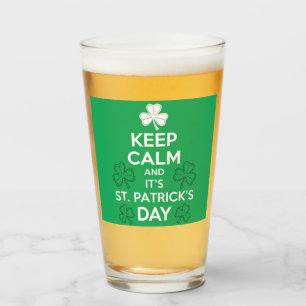 Copo De Pint Mantenha a Calma É Dia de São Patrício Irlandês