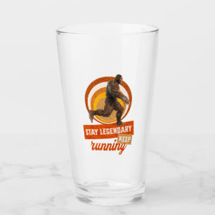 Copo De Pint Motivação Divertida de Bigfoot Correndo