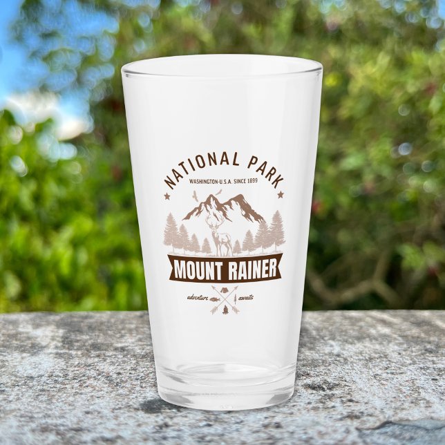 Copo De Pint Mount Rainier Wilderness Deer Design (Criador carregado)