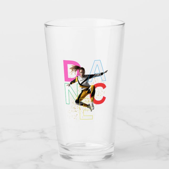 Copo De Pint Mulher na dança do ar do médio (Frente)