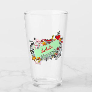 Copo De Pint Naughls Noite fora em um adesivo