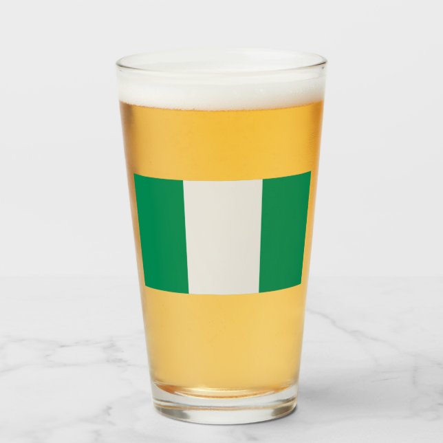 Copo De Pint Nigéria com bandeira nigeriana (África Ocidental) (Frente (Preenchido))
