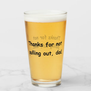 Copo De Pint Noite engraçada de aniversário de dia de os pais d
