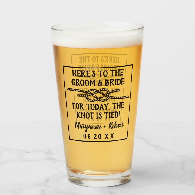 Copo De Pint O casamento amarrou os nomes dos casais do costume (Frente (Preenchido))