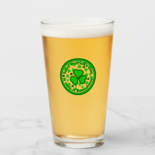 Copo De Pint O Dia de São Patrício é apenas uma cerveja distant