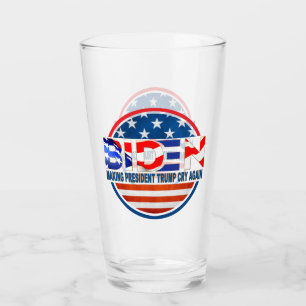 Copo De Pint O Fazer Trump Chora Novamente