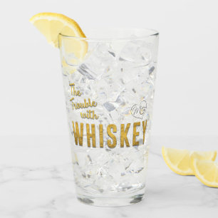 Copo De Pint O problema com vidro do Bebendo Whiskey