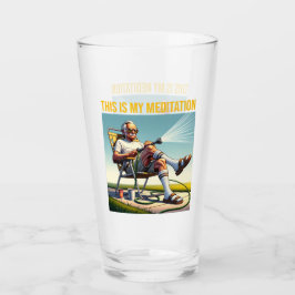 Copo De Pint Old School Man Watering Lawn