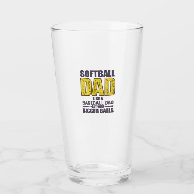 Copo De Pint Pai de Softball SVG, Design de Camisa Engraçada  (Frente)