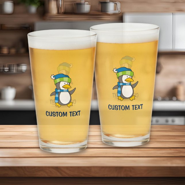 Copo De Pint Pinguim pequeno andando na neve (Criador carregado)