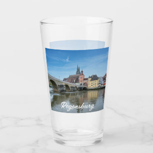 Copo De Pint Ponte de Pedra em Regensburg, Alemanha