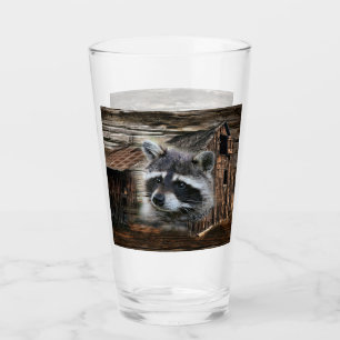 Copo De Pint Raccoon No Velho Barn