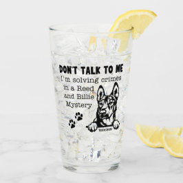 Copo De Pint Resolvendo crimes com Reed e Billie