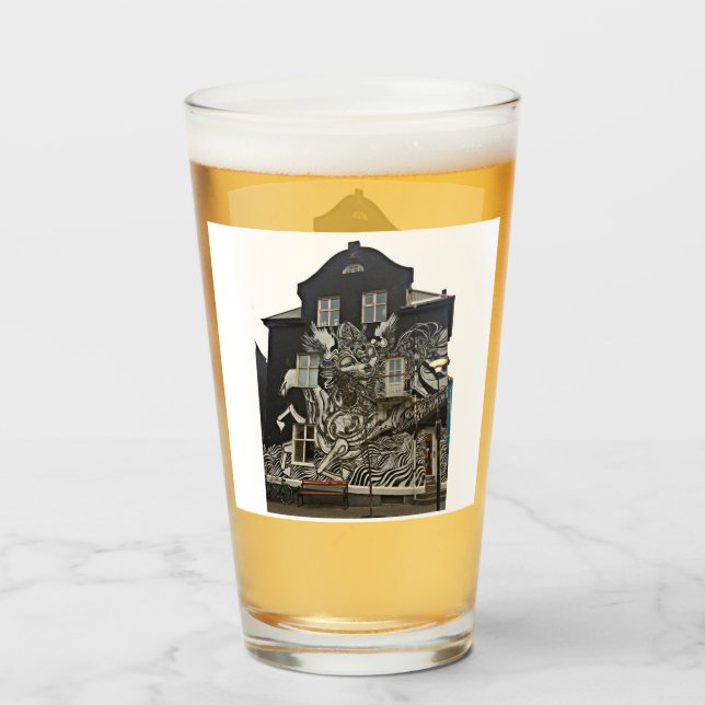 Copo De Pint Reykjavik Street Art (Frente (Preenchido))