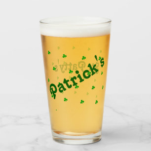Copo De Pint Rua.Brinde do dia de Patrick Cheer:Sláinte