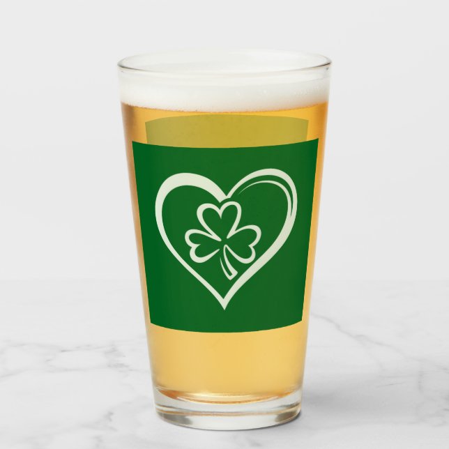 Copo De Pint Saint Patrick's Day Engraçado Shamrock Heart Irish (Frente (Preenchido))