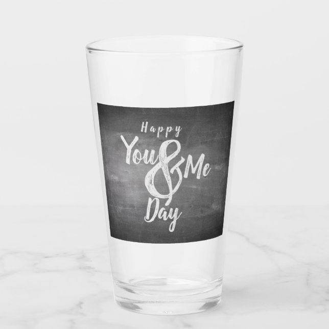 Copo De Pint Saudações de aniversário no chalkboard look (Frente)