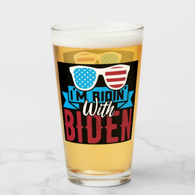 Copo De Pint Sou Ridin With Biden (Frente (Preenchido))
