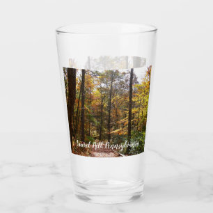 Copo De Pint Sunlit Fall Trail no Parque Estadual de Laurel Hil