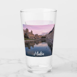 Copo De Pint Sunset sobre pequeno canal em Cospicua, Malta