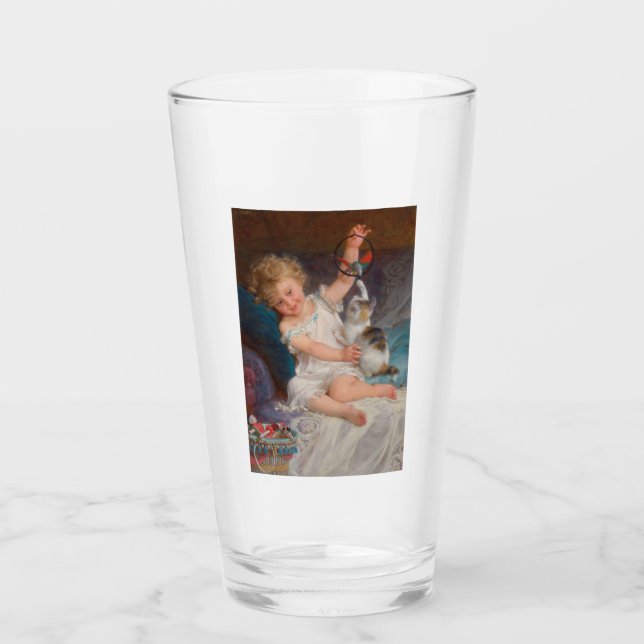 Copo De Pint Tempo de Reprodução: Rapariga Brincando com seu Pe (Frente)