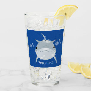 Copo De Pint Um lindo desenho animado de golfinho kawaii