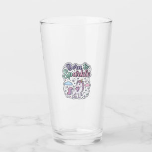 Copo De Pint Unicórnio Nascido para Brilhar Design Gráfico de M