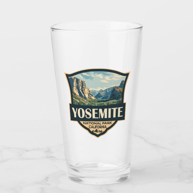 Copo De Pint Yosemite National Park Illustration Retro Crachá (Frente)