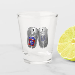 Copo De Shot 82.a divisão de bordo
