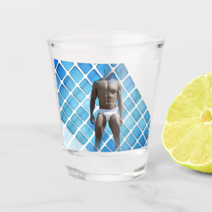 Copo De Shot abdômen definido de homem musculoso da SlipperyJoe