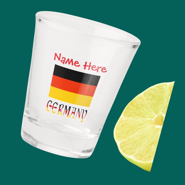 Copo De Shot Alemanha Sinalizador alemão Red Personalizado (Shot glass has German Flag and word GERMANY below in flag colors. Add name in red text above.)