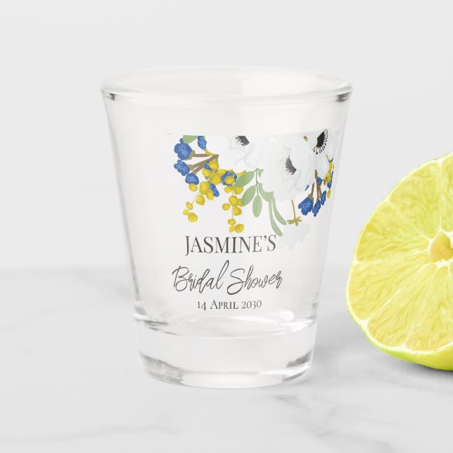 Copo De Shot Buquê Floral de Primavera Branco para Chá de Noiva (Frente)