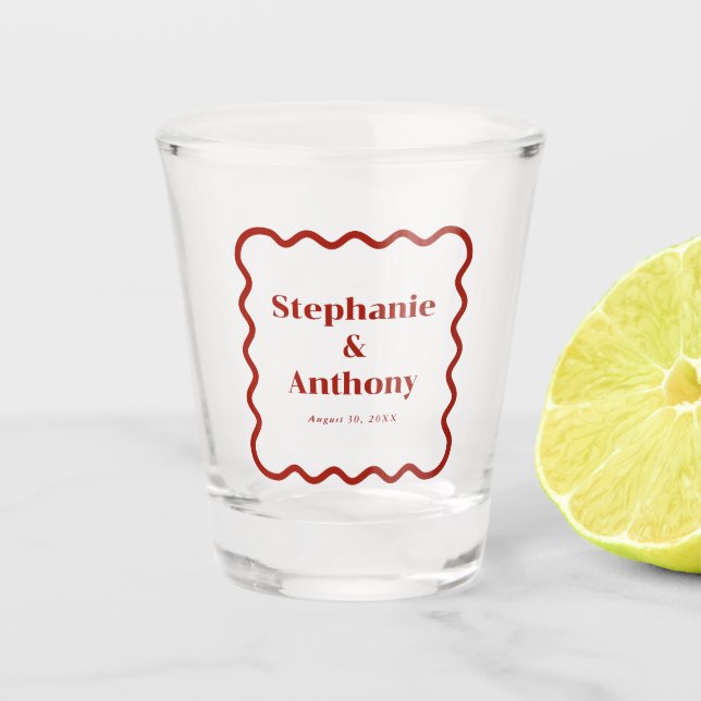 Copo De Shot Casamento Vermelho Escuro de Borda Escura na Parte (Frente)