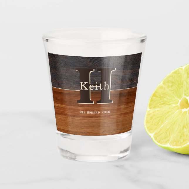 Copo De Shot Castanho Rústico de Madeira Moderno Monograma (Frente)