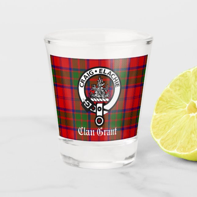 Copo De Shot Clan Grant Tartan e o Crachá Crest (Frente)
