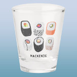 Copo De Shot Comida Japonesa Divertida Arte de Sushi Personaliz<br><div class="desc">Um design divertido de sushi delicioso. Perfeito para quem ama comida japonesa. Delícia! Arte original de Nic Squirrell. Altere o nome para personalizar.</div>