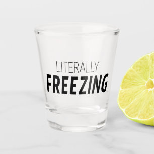 Copo De Shot Congelando literalmente