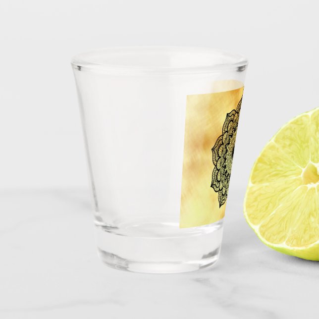 Copo De Shot Copo para Shot com Mandala Preta em Fundo Dourado  (Esquerda)