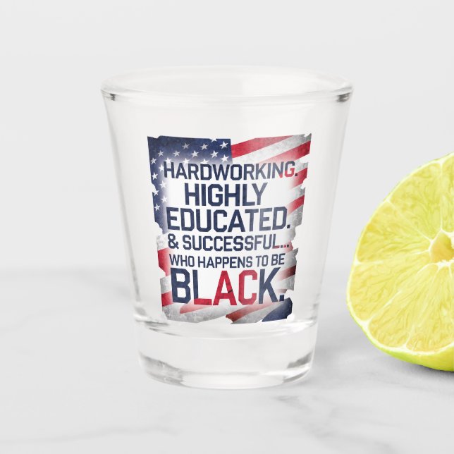 Copo De Shot Duro trabalhando, altamente instruído e bem-sucedi (Frente)