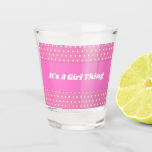 Copo De Shot É Uma Garota Que Bolinhas Rosa Jogam Menina