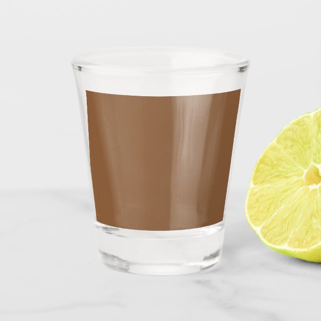 Copo De Shot Eleve seu Design com um fundo castanho (Frente)