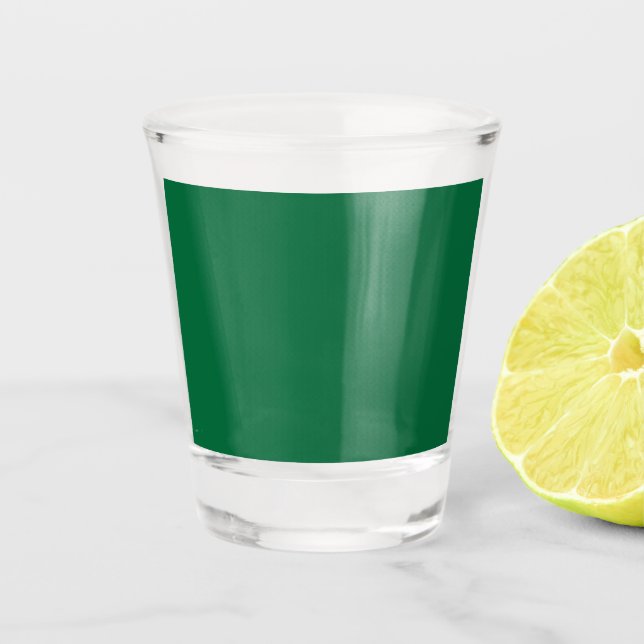 Copo De Shot Eleve seu design da Web com um plano de fundo verd (Frente)
