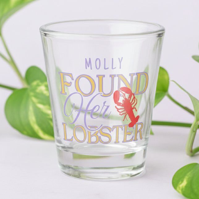 Copo De Shot Encontrei sua lagosta - Noivado bonito ou noiva (Celebrate your perfect catch with this sweet and quirky “Found Her Lobster” design!)
