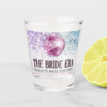 Copo De Shot Festa de solteira de Era do Disco Brilhante Trendy<br><div class="desc">Celebre a noiva a ser com estes óculos de festa de solteira da Tendy Glitter Disc "na minha era da noiva"! Personalize com seus próprios detalhes.</div>