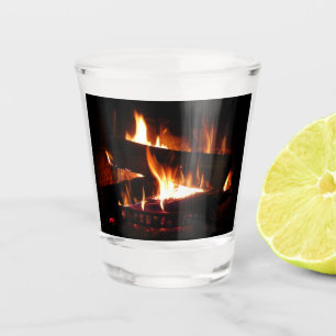 Copo De Shot Fotografia da cena de inverno quente em lareira
